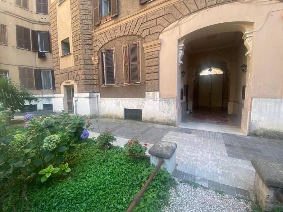 Domus Viola In San Giovanni Řím Exteriér fotografie